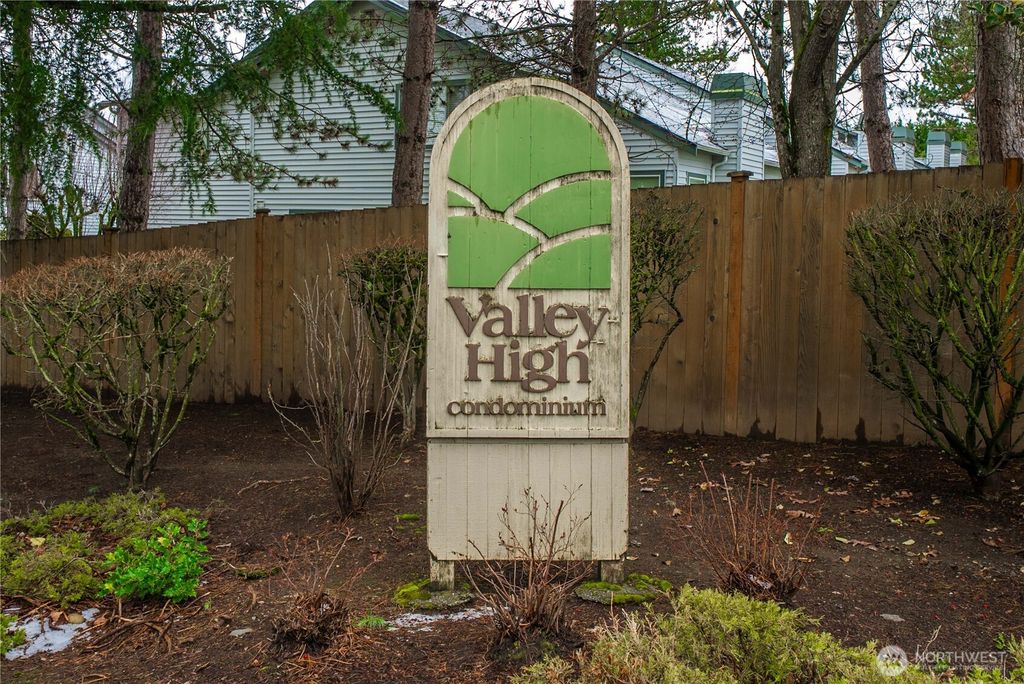 Photo of 23613 112th Avenue SE #J202, Kent, WA 98031 (MLS # 2483126)