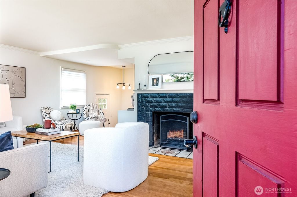 Photo of 3831 37th Avenue SW, Seattle, WA 98126 (MLS # 2378222)