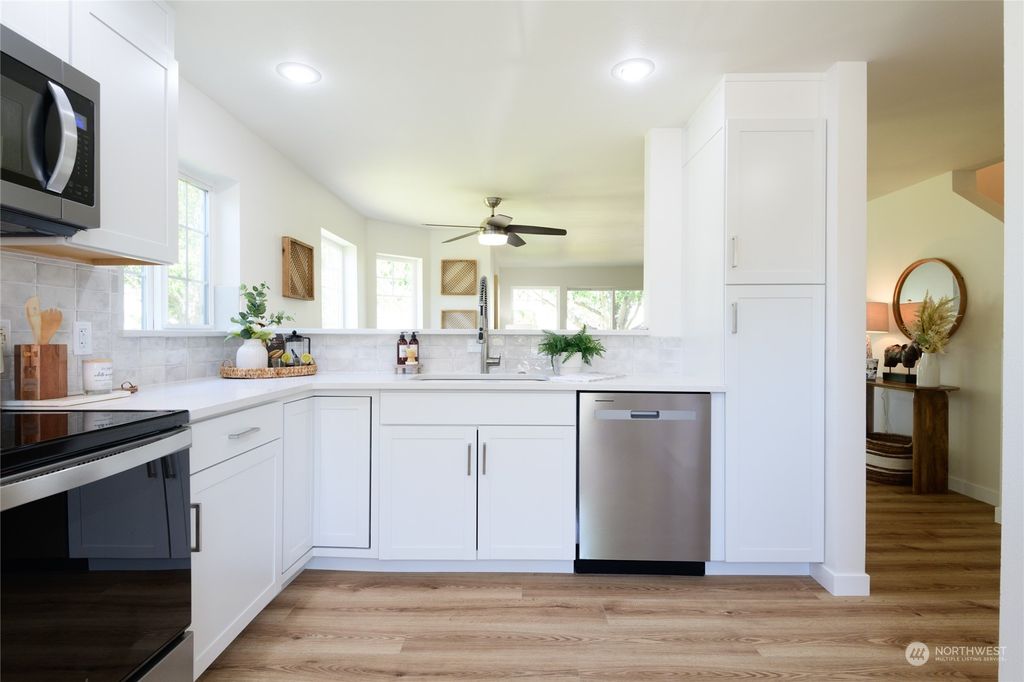 Photo of 5408 S 237th Place #2-1, Kent, WA 98032 (MLS # 2265446)