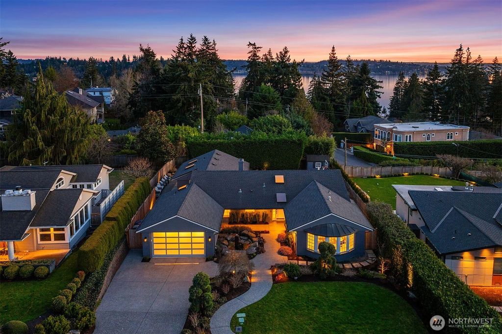 Photo of 9617 Evergreen Drive, Bellevue, WA 98004 (MLS # 2336563)