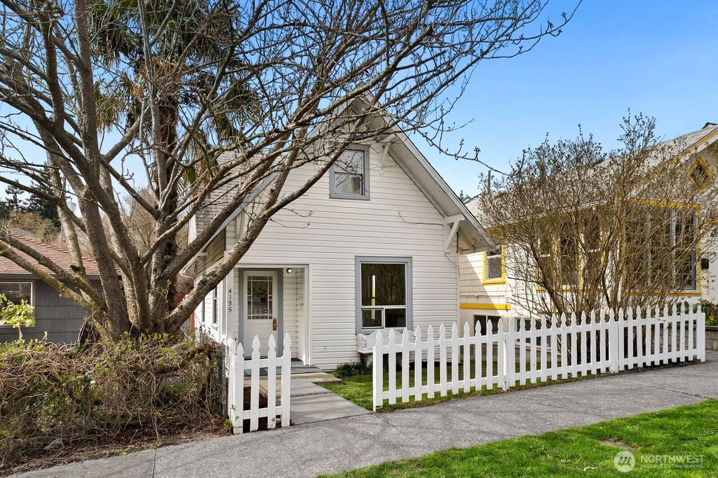 Photo of 4135 36th Ave Ave SW, Seattle, WA 98126 (MLS # 2497681)