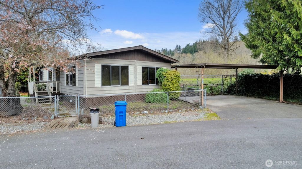 Photo of 1510 Maple Lane Ln #27, Kent, WA 98030 (MLS # 2500132)