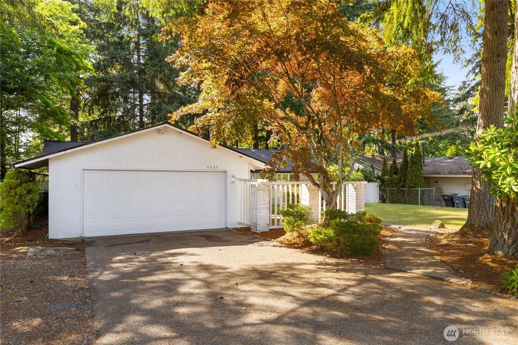 Photo of 4806 86th Avenue Ct W, University Place, WA 98467 (MLS # 2525168)