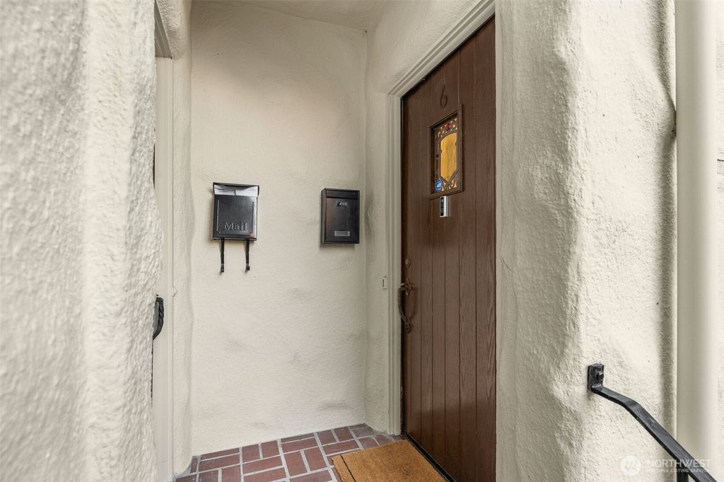 Photo of 2205 Bigelow Avenue N #6, Seattle, WA 98109 (MLS # 2447634)