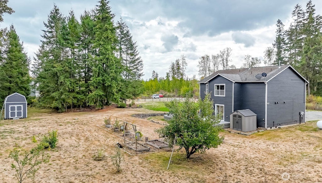 Photo of 33114 40th Avenue S, Roy, WA 98580 (MLS # 2585257)