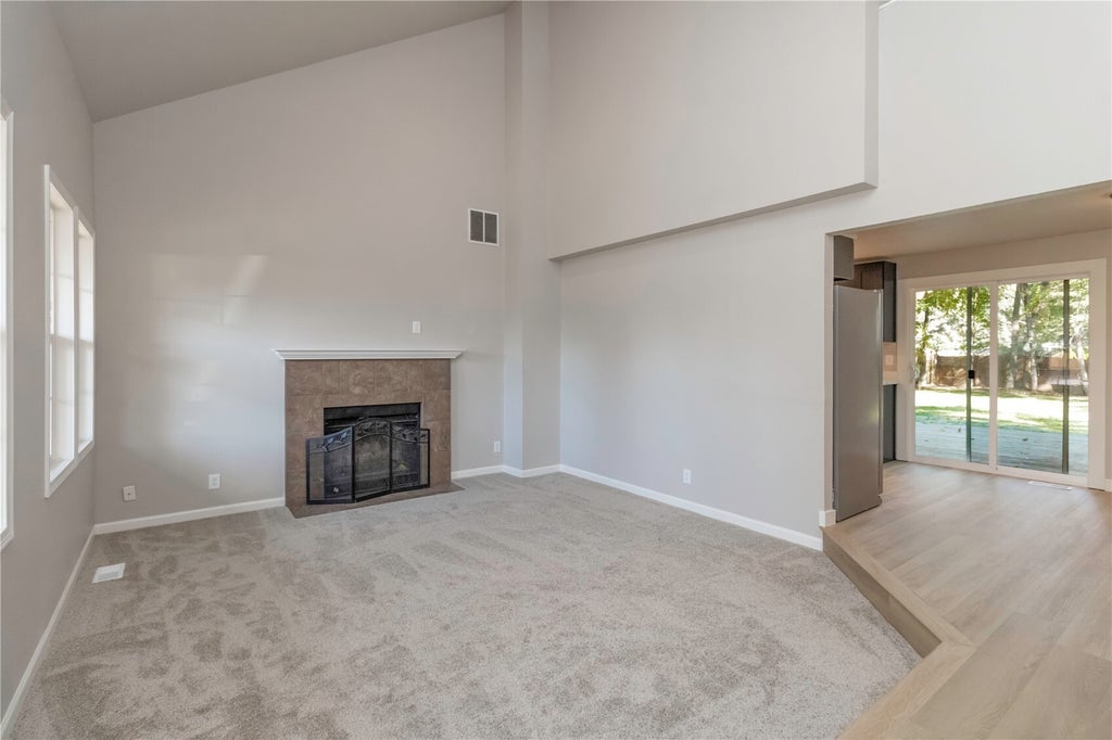 Photo of 13117 SE 277th Place, Kent, WA 98030 (MLS # 2599416)