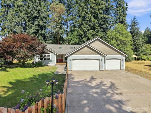 Photo of 3903 57th Street Ct NW, Gig Harbor, WA 98335 (MLS # 2571786)