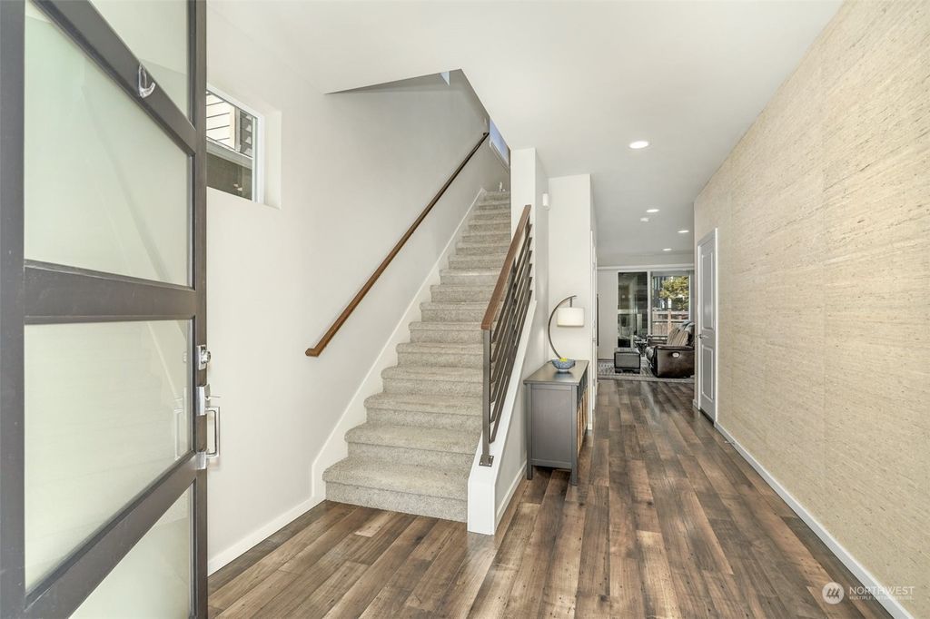 Photo of 2621 123rd Place SE, Everett, WA 98208 (MLS # 2045808)