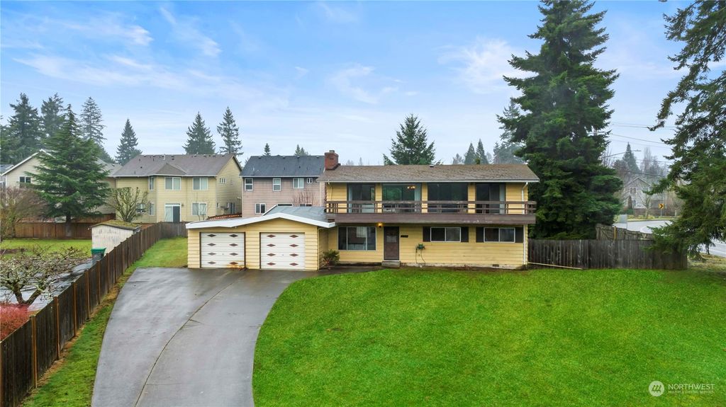 Photo of 1125 Logan Road, Lynnwood, WA 98036 (MLS # 2188017)