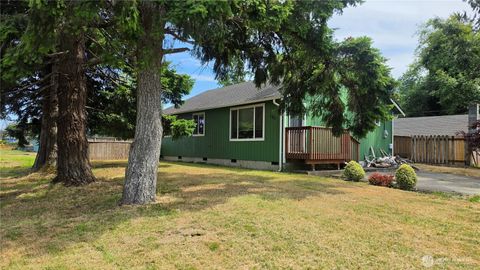 Photo of 123 W Marion Street, Aberdeen, WA 98520 (MLS # 2555187)