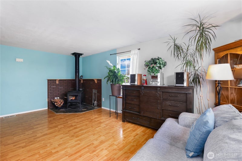 17937 Iris Place SW