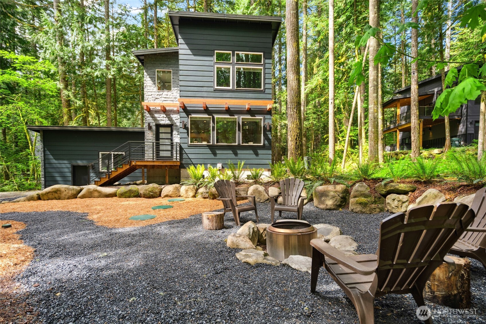 7467 Canyon View Drive
