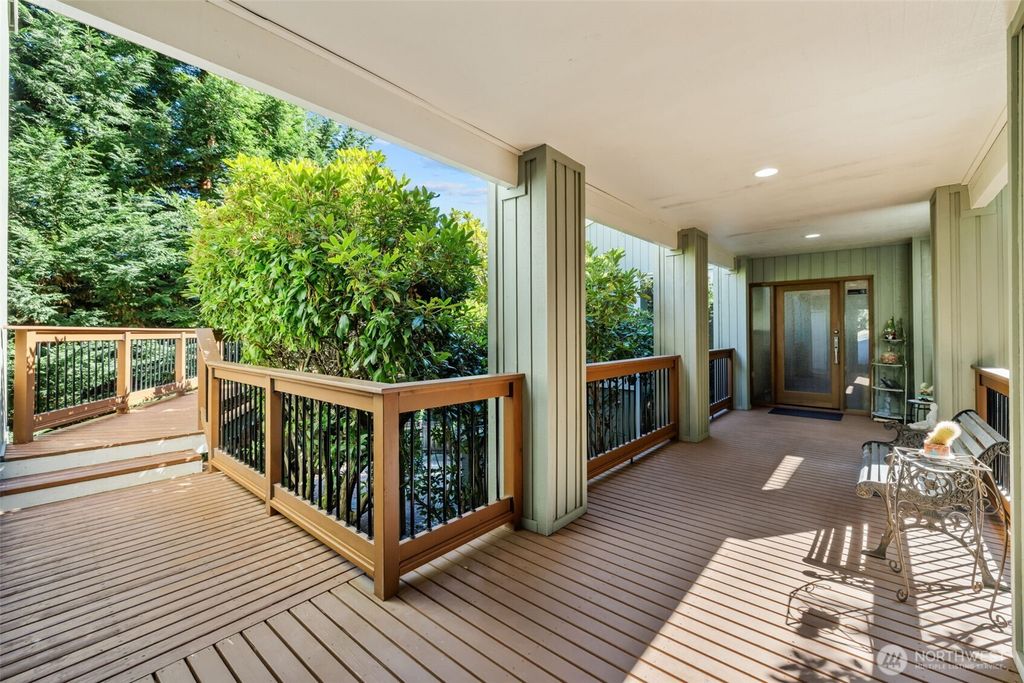 Photo of 4609 144th Place SE, Bellevue, WA 98006 (MLS # 2437681)