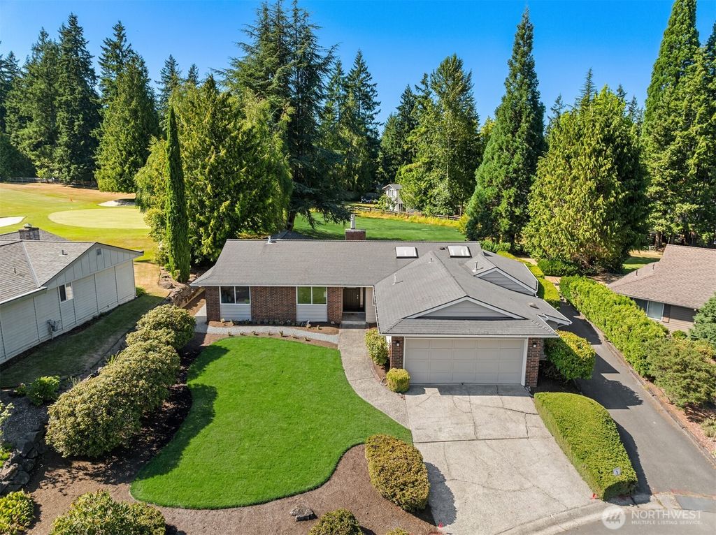 Photo of 18224 NE 27th Street, Redmond, WA 98052 (MLS # 2409640)
