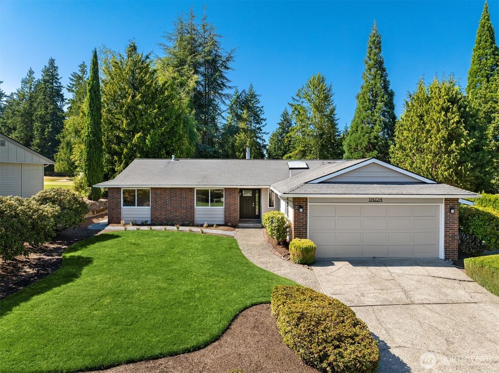 Photo of 18224 NE 27th Street, Redmond, WA 98052 (MLS # 2409640)
