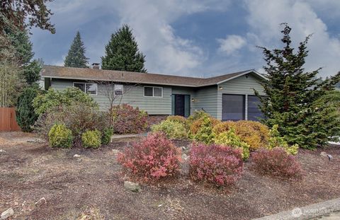 Photo of 12000 NW 9th Avenue, Vancouver, WA 98685 (MLS # 2457231)