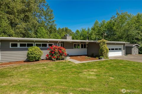 Photo of 4950 Lincoln RD, Birch Bay, WA 98230 (MLS # 2530200)