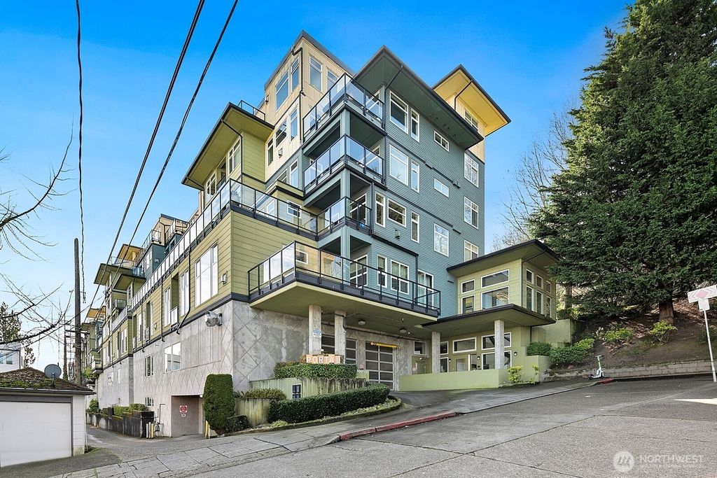 Photo of 655 Crockett Street #A204, Seattle, WA 98109 (MLS # 2495970)