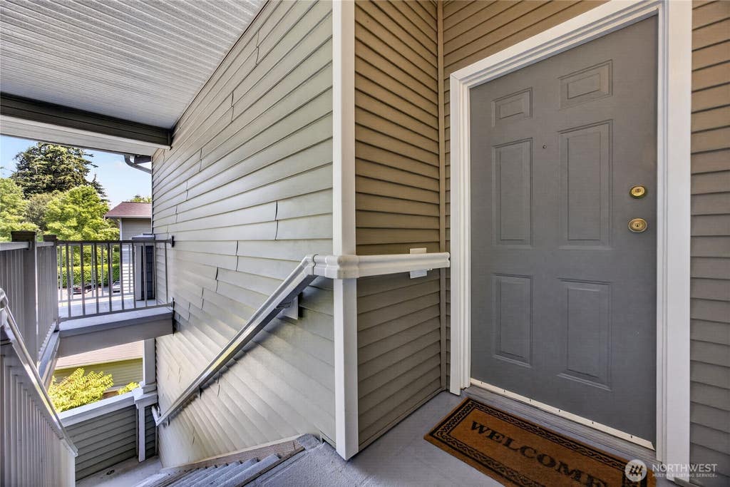 Photo of 12712 Admiralty Way #B301, Everett, WA 98204 (MLS # 2557686)
