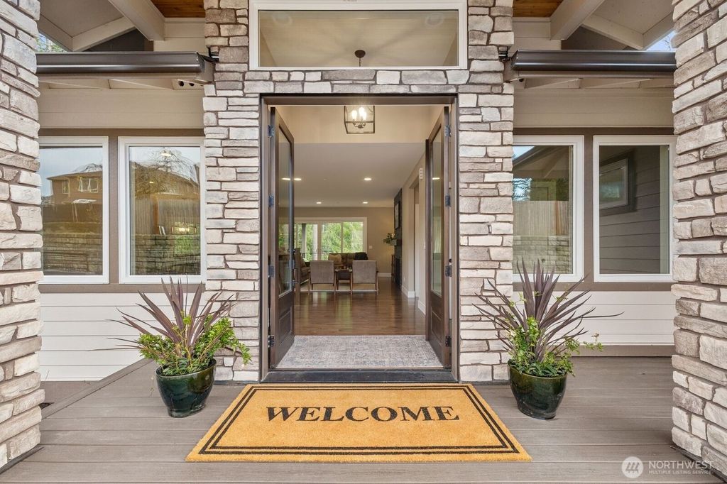 Photo of 12009 SE 81st Lane, Newcastle, WA 98056 (MLS # 2456820)