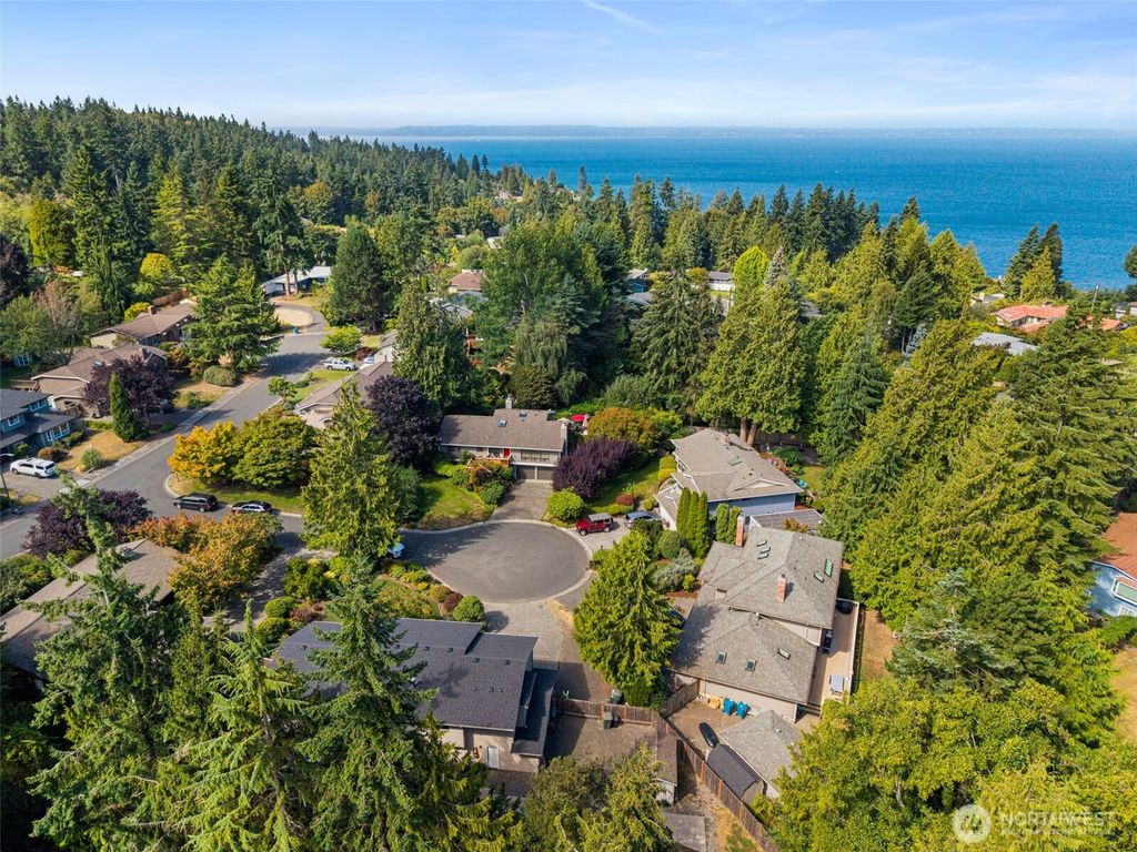 Photo of 17215 77th Avenue W, Edmonds, WA 98026 (MLS # 2406274)