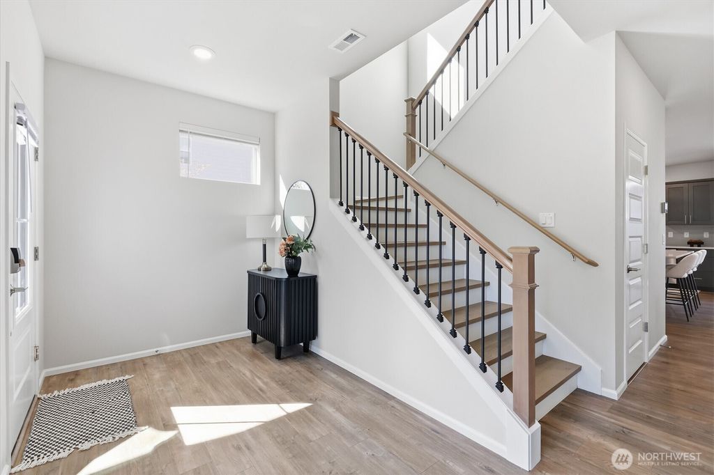 Photo of 4211 208th Place SE, Bothell, WA 98021 (MLS # 2504631)