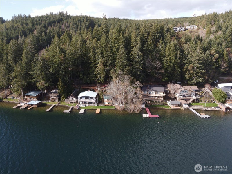 1949 NW Summit Lake Shore Road
