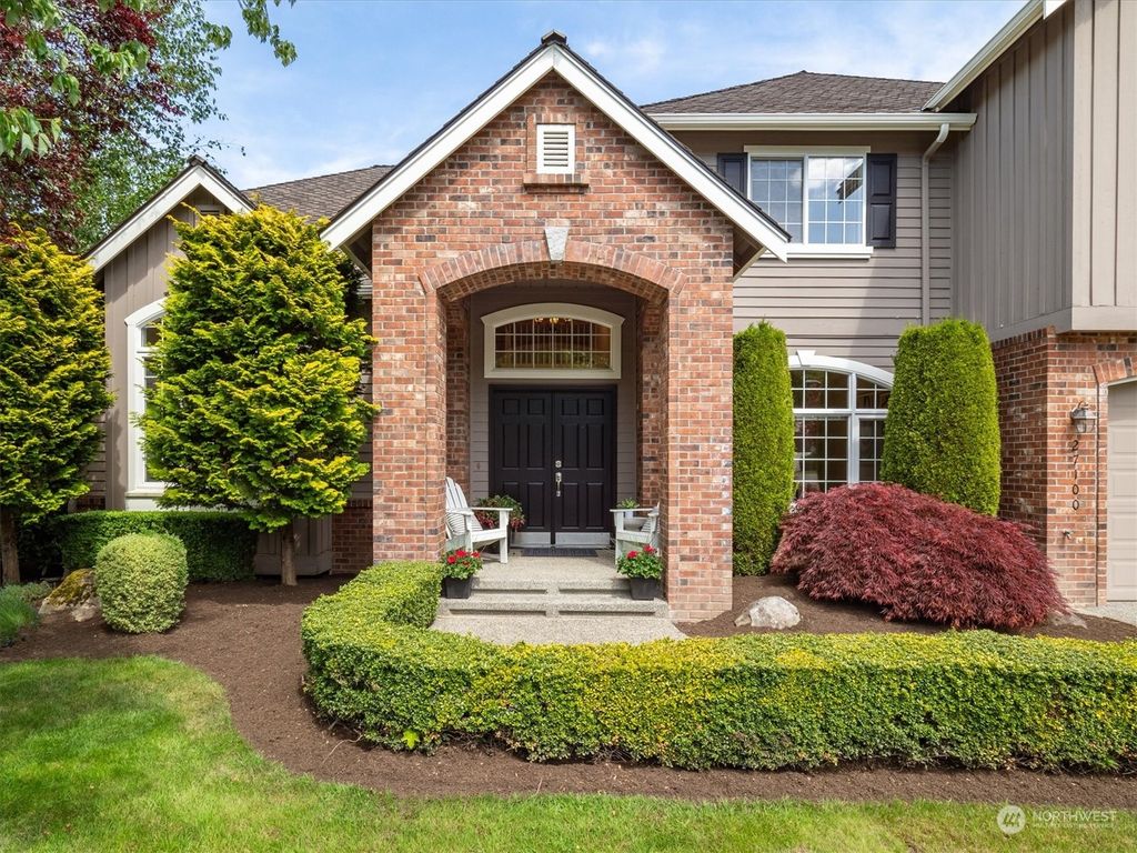 Photo of 27100 SE 22nd Way, Sammamish, WA 98075 (MLS # 2240473)