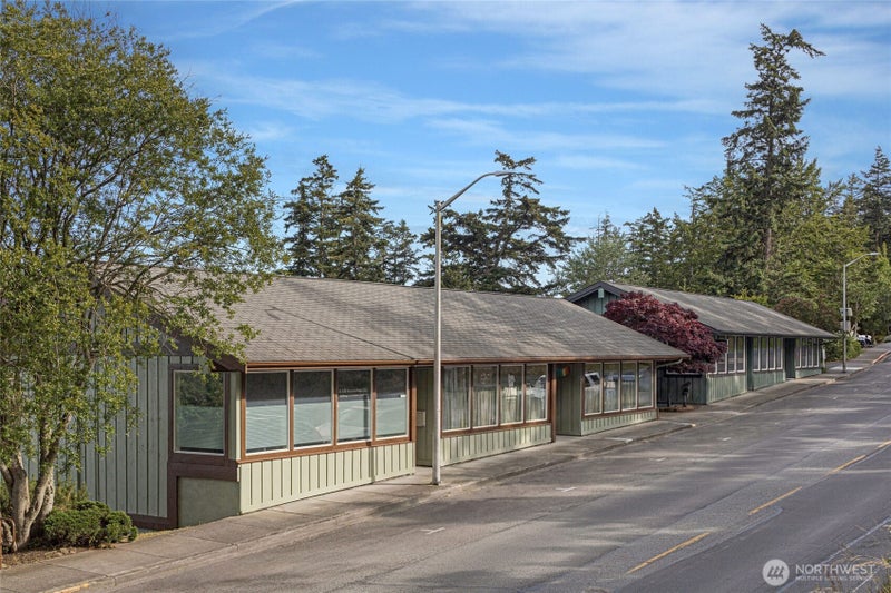 849 Spring Street
