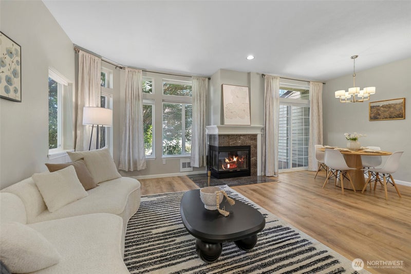 12438 NE 7th Place
