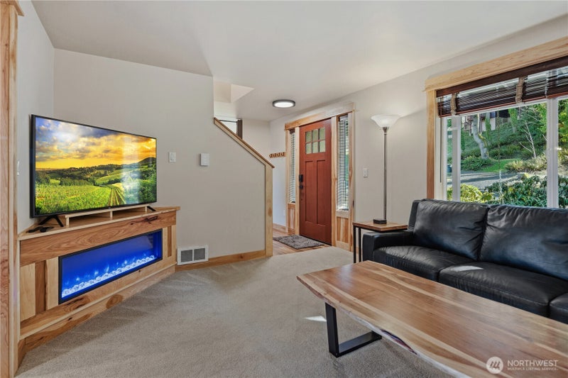 127 Lake Terrace Drive