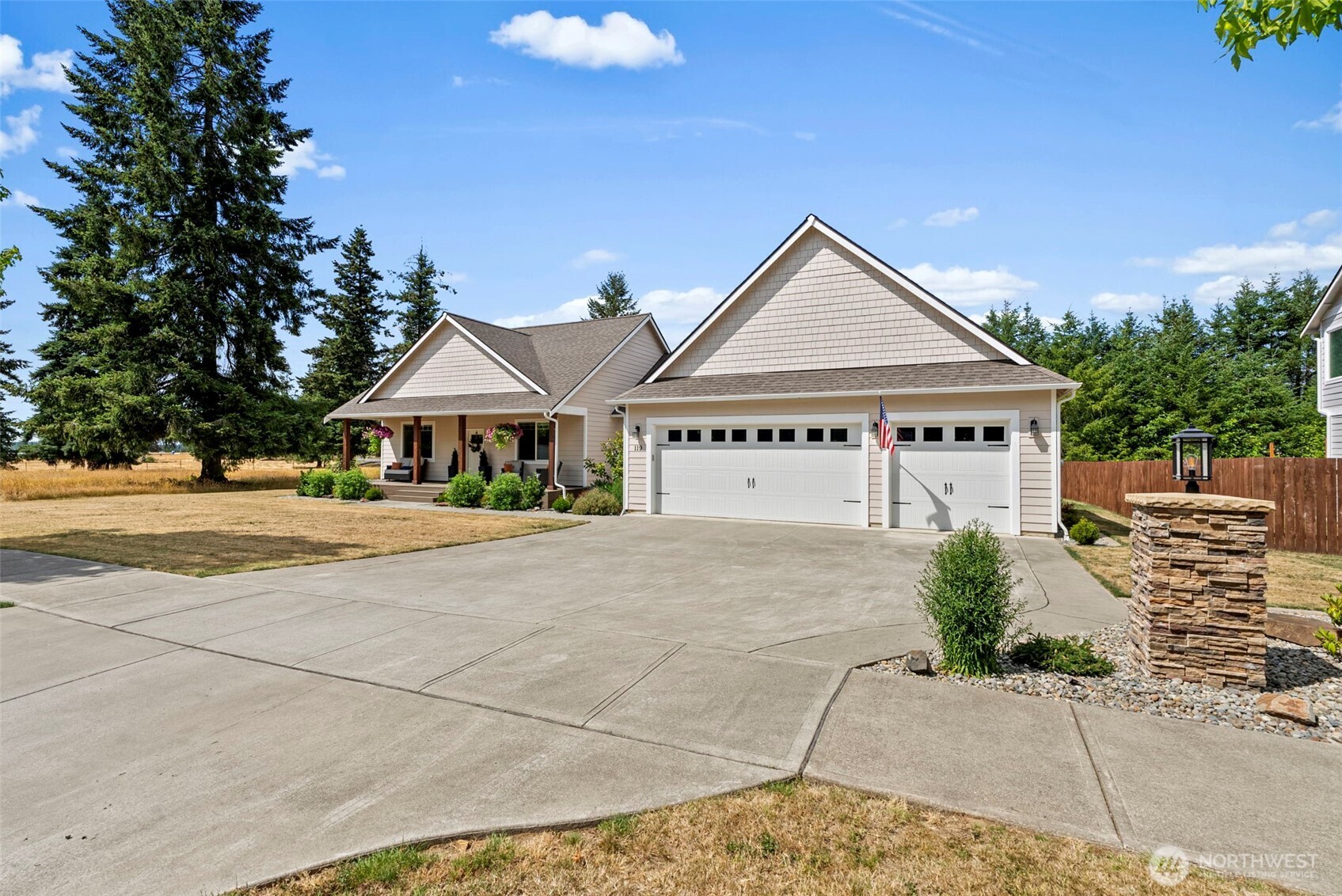 119 Redwood Lane