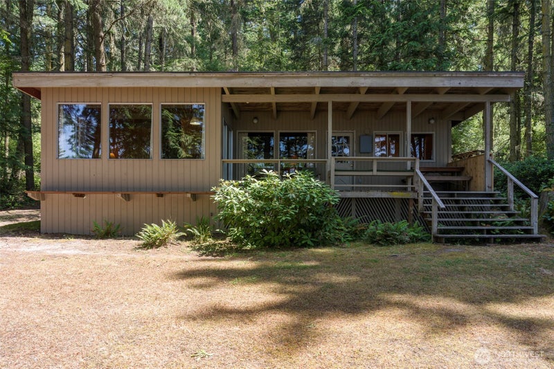 1602 Channel Road
