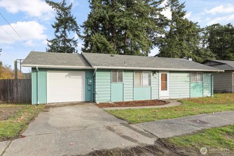 Photo of 1080 NW Anchor Drive, Oak Harbor, WA 98277 (MLS # 2453722)