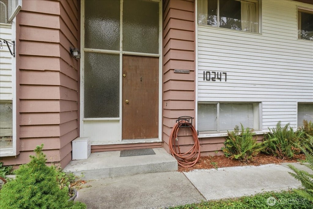 Photo of 10247 10th Avenue S, Seattle, WA 98168 (MLS # 2569729)