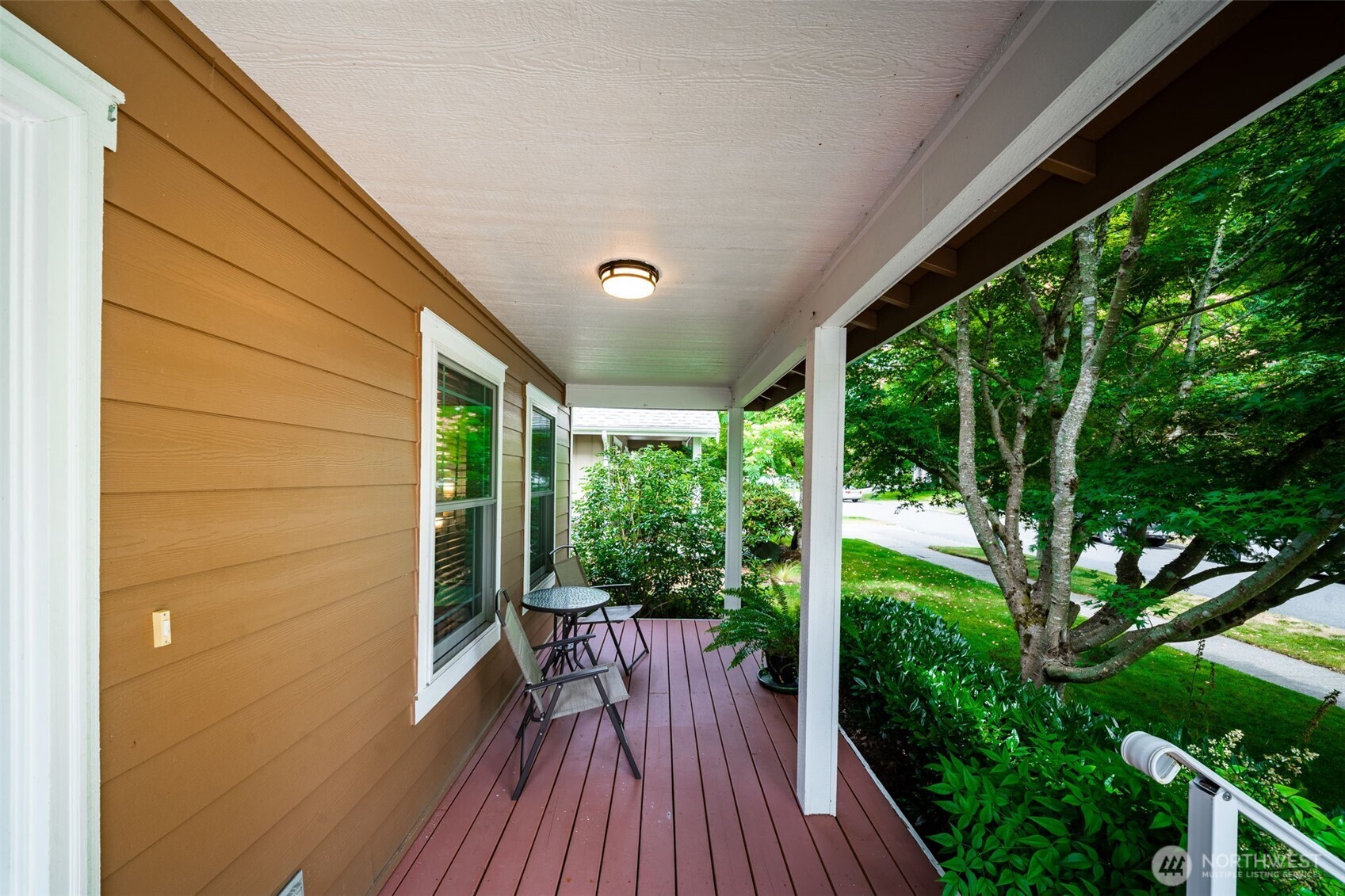 911 Sarah Court NW