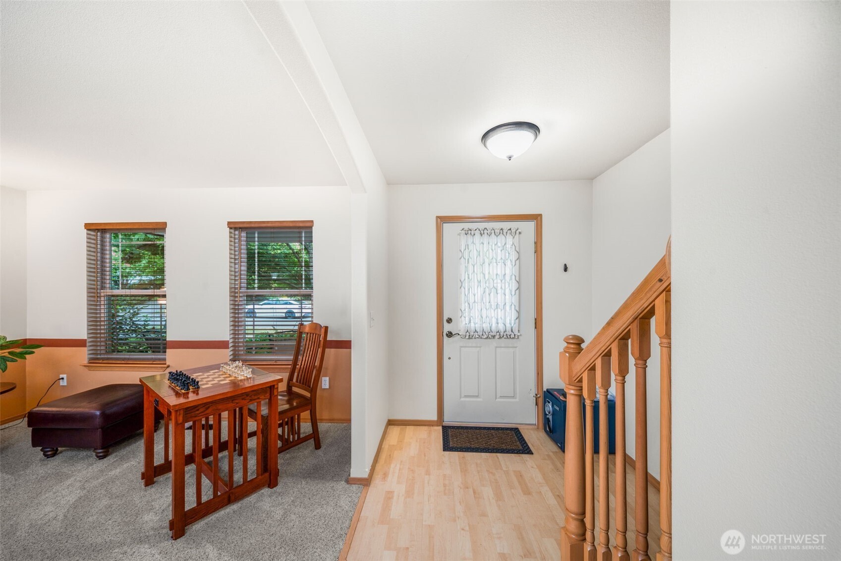 911 Sarah Court NW