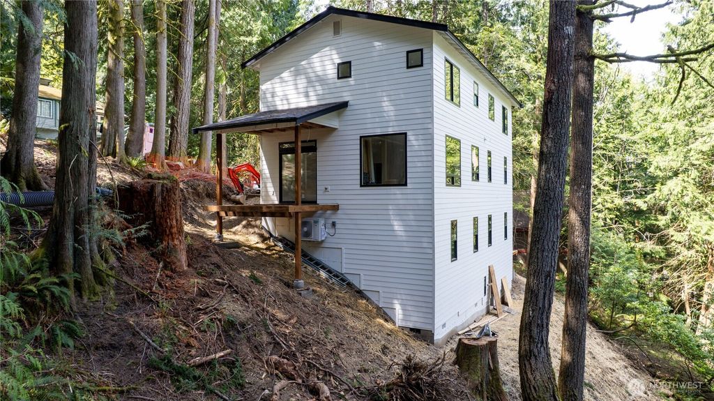 Photo of 7 Maple Court, Bellingham, WA 98229 (MLS # 2511383)