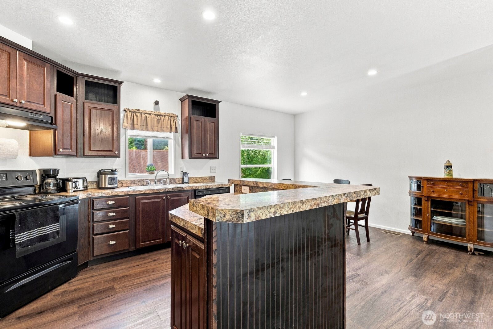 393 Manners Road