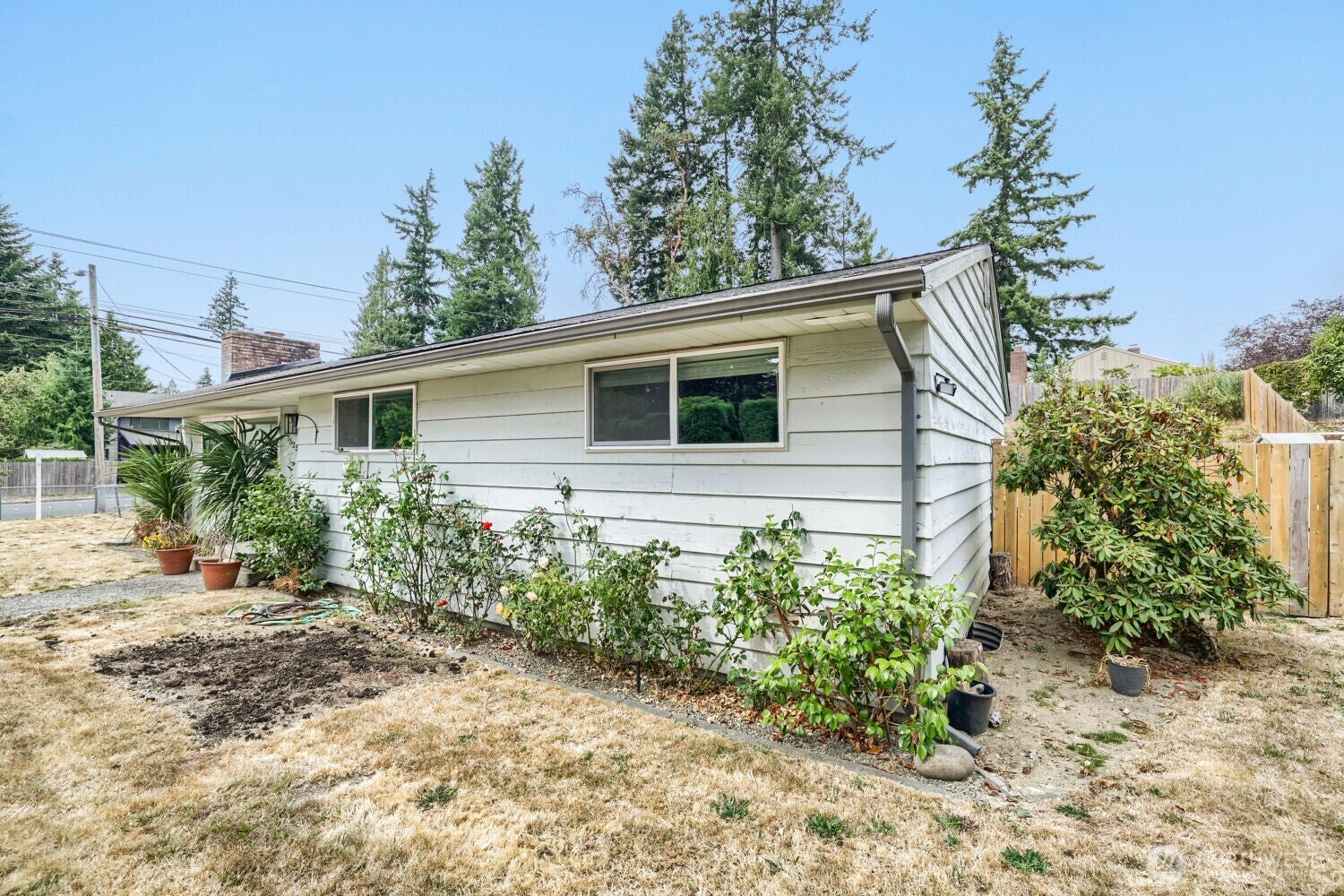 7525 200th St SW