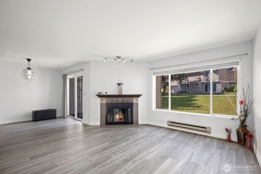 Photo of 2100 S 336th Street #G3, Federal Way, WA 98003 (MLS # 2538240)