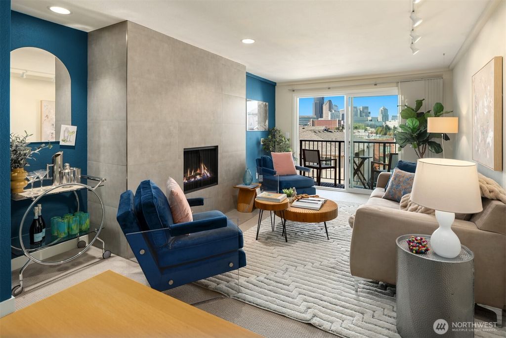 Photo of 701 17th Avenue #305, Seattle, WA 98122 (MLS # 2436766)