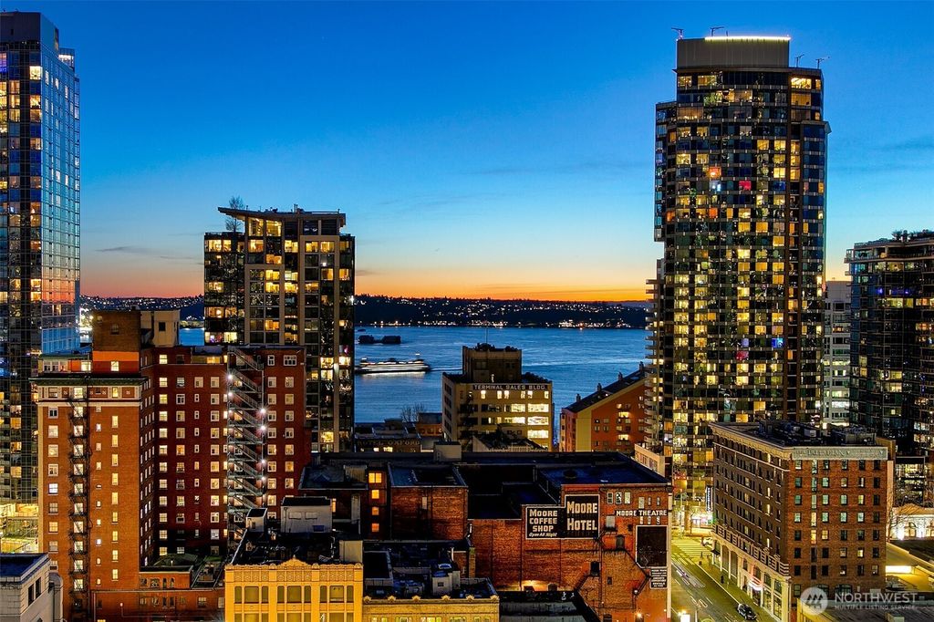 Photo of 1920 4th Avenue #2104, Seattle, WA 98101 (MLS # 2477054)