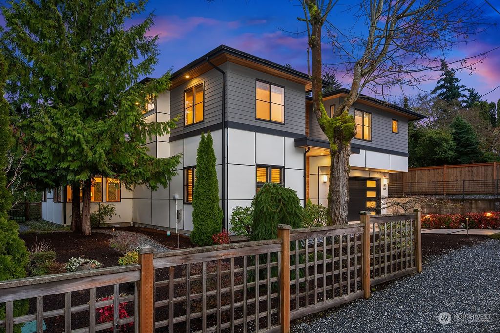 Photo of 2422 71st Ave Ave SE, Mercer Island, WA 98040 (MLS # 2202233)