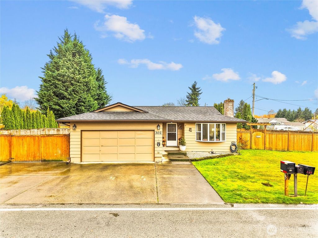Photo of 302 1st Avenue E, Pacific, WA 98047 (MLS # 2455162)