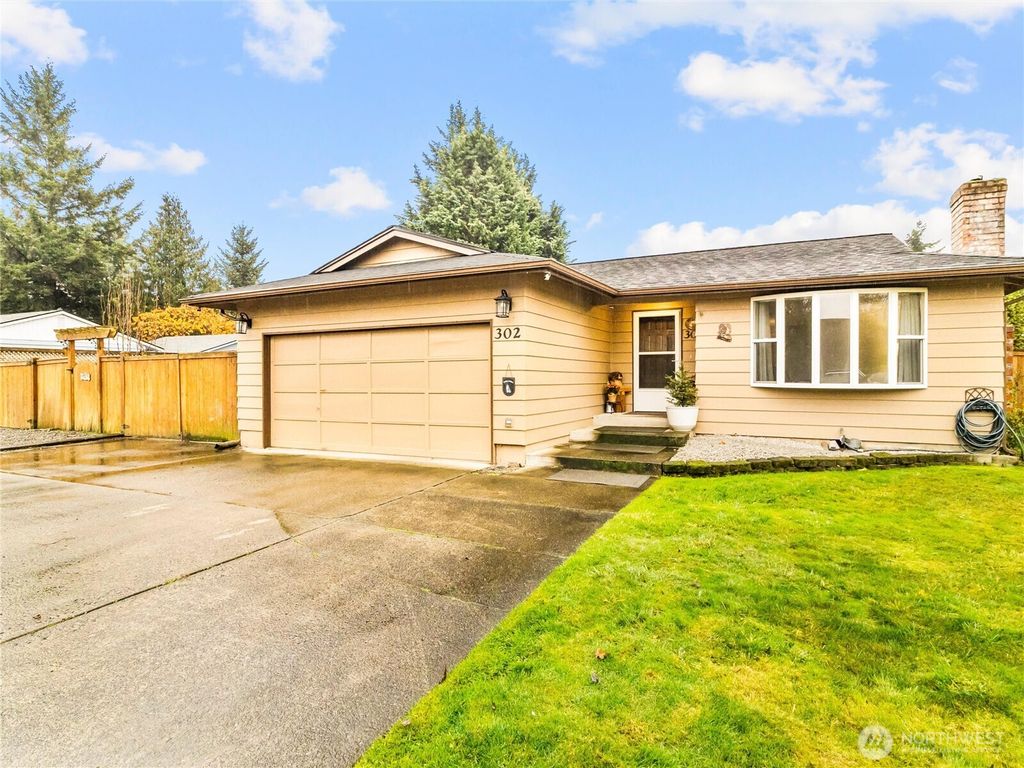 Photo of 302 1st Avenue E, Pacific, WA 98047 (MLS # 2455162)