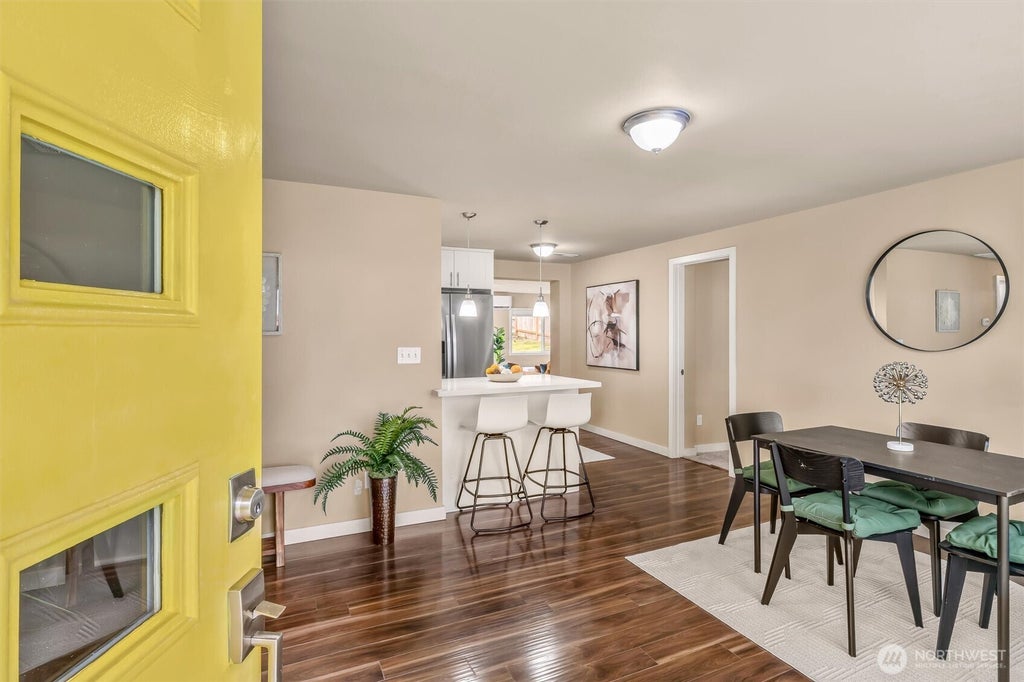 Photo of 22904 53rd Avenue W, Mountlake Terrace, WA 98043 (MLS # 2585190)