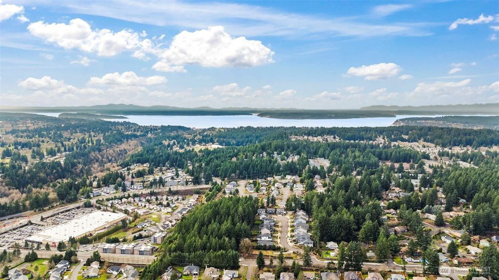 Photo of 5928 61st Avenue W, University Place, WA 98467 (MLS # 2473470)