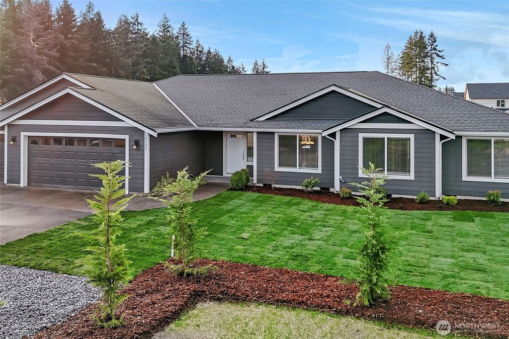 Photo of 3735 37th Avenue Ct E, Tacoma, WA 98406 (MLS # 2461273)