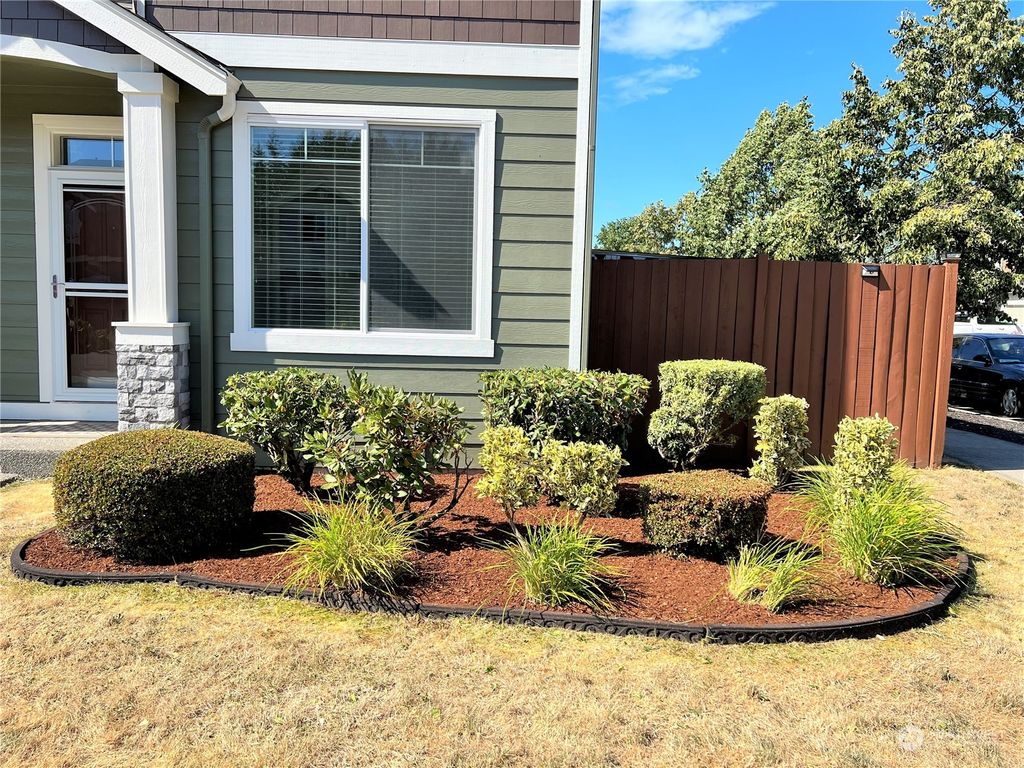 Photo of 19520 SE 270th Place, Covington, WA 98042 (MLS # 2137765)